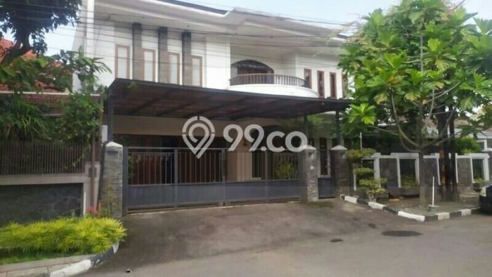 Hunian Mewah LB 448m2 Siap Pakai Desain Elegan di Burangrang, Bandung Hunian Mewah LB 448m2 Siap Pakai Desain Elegan di Burangrang, Bandung