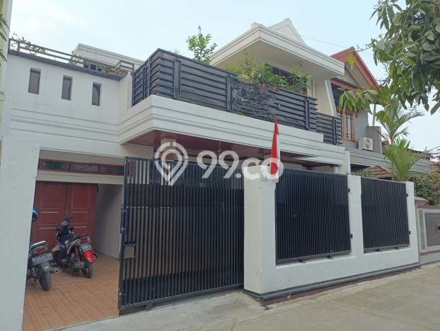 Rumah Luas Asri 5 KT Siap Pakai di Buah Batu Bandung Rumah Luas Asri 5 KT Siap Pakai di Buah Batu Bandung
