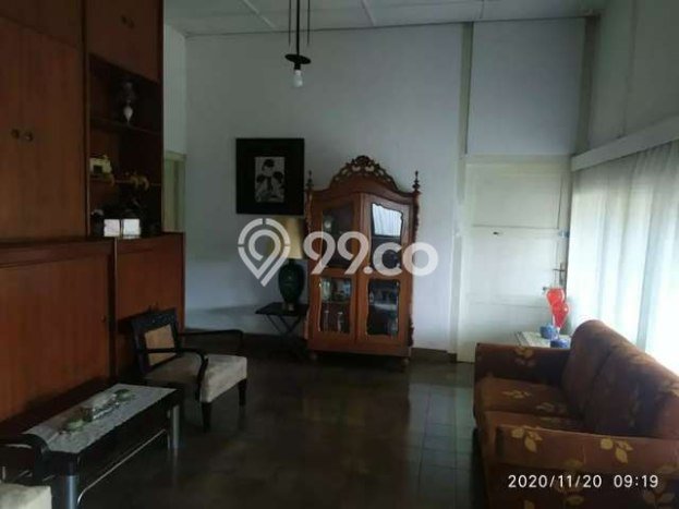 Ready to Use! Premium House LT 1215m2 Desain Modern di Dago Ready to Use! Premium House LT 1215m2 Desain Modern di Dago
