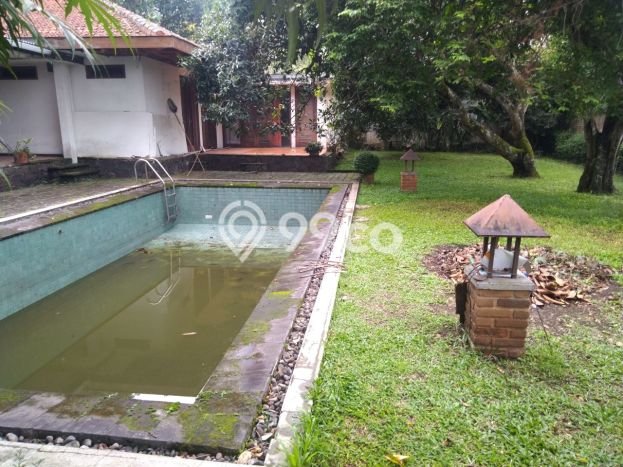 Hunian Elit LB 350m2 Siap Pakai Desain Elegan di Ciumbuleuit, Bandung Hunian Elit LB 350m2 Siap Pakai Desain Elegan di Ciumbuleuit, Bandung