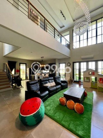 Rumah Elit Modern Siap Huni di Setiabudi Bandung Rumah Elit Modern Siap Huni di Setiabudi Bandung