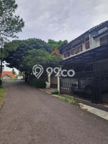 Rumah Elit Modern Tanpa Renovasi di Cigadung Bandung Rumah Elit Modern Tanpa Renovasi di Cigadung Bandung