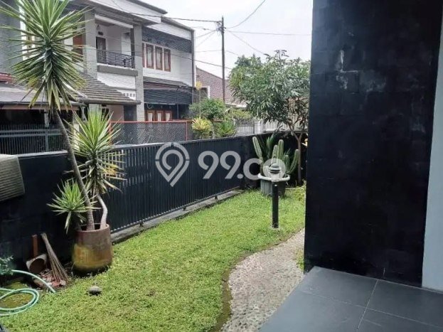 For Sale! Luxury House LT 234m2 Desain Modern di Turangga For Sale! Luxury House LT 234m2 Desain Modern di Turangga