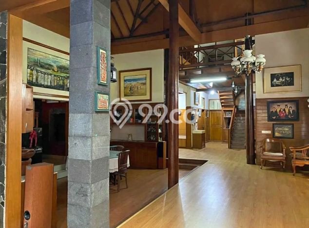 Ready to Use! Premium House LT 448m2 Desain Elegan di Cigadung Ready to Use! Premium House LT 448m2 Desain Elegan di Cigadung