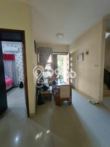 Rumah Asri , Lingkungan Sejuk - LT 195m2m² Rumah Asri , Lingkungan Sejuk - LT 195m2m²
