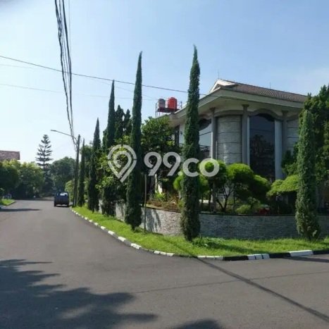 For Sale! Luxury House LT 470m2 Desain Elegan di Mekar Wangi For Sale! Luxury House LT 470m2 Desain Elegan di Mekar Wangi