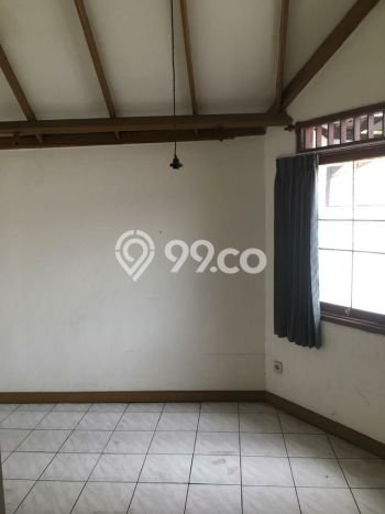 Rumah Minimalis 5 Kamar LT 196m2 di Turangga Rumah Minimalis 5 Kamar LT 196m2 di Turangga