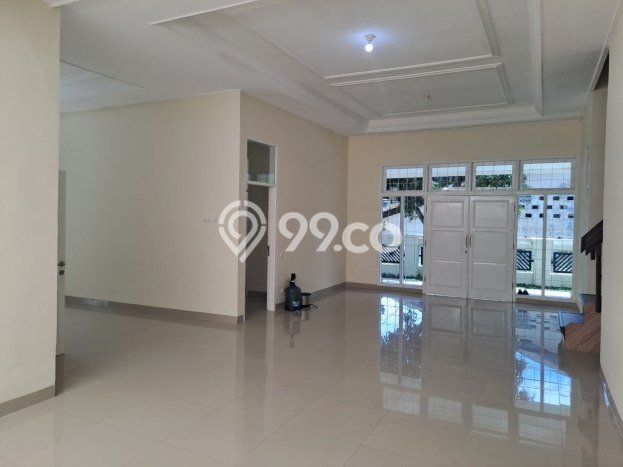 Hunian Mewah LB 211m2 Siap Huni Desain Elegan di Sarijadi, Bandung Hunian Mewah LB 211m2 Siap Huni Desain Elegan di Sarijadi, Bandung