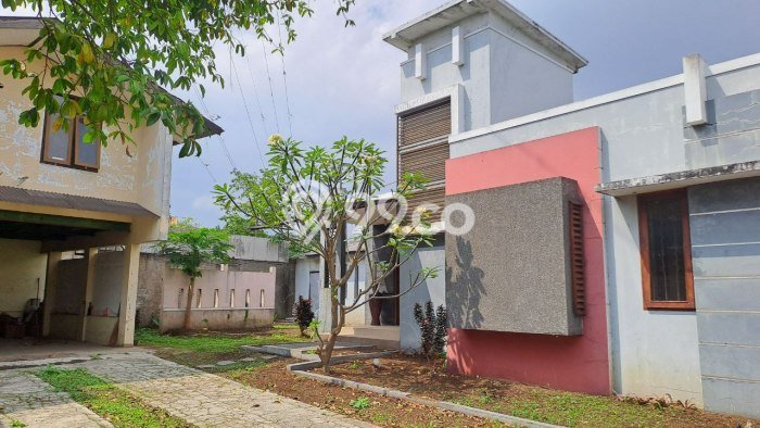 Rumah Elit Modern Siap Huni di Sarijadi Bandung Rumah Elit Modern Siap Huni di Sarijadi Bandung