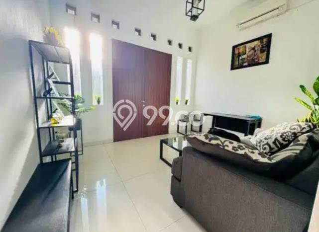 Rumah Mewah dengan 4 Kamar Tidur di Kawasan Elite , Bandung Rumah Mewah dengan 4 Kamar Tidur di Kawasan Elite , Bandung