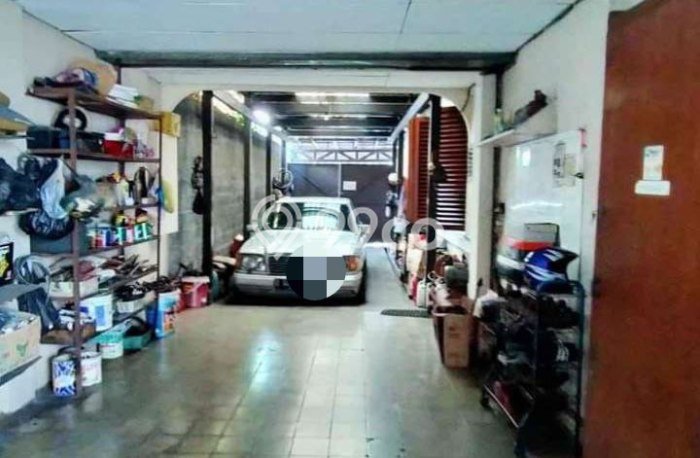 Rumah Akses Mudah area , Bandung, LT 538m2m² Bangunan 389m2m² Rumah Akses Mudah area , Bandung, LT 538m2m² Bangunan 389m2m²