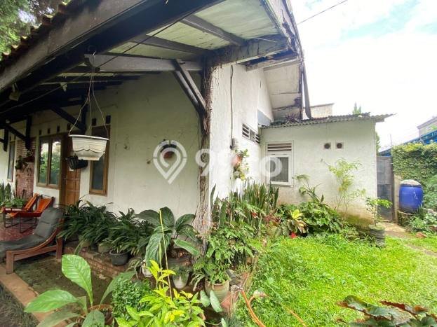 PROMO SPESIAL! Dijual Rumah Berkualitas di Cigadung, Bandung, Luas Tanah 437m² Luas Bangunan 200m² PROMO SPESIAL! Dijual Rumah Berkualitas di Cigadung, Bandung, Luas Tanah 437m² Luas Bangunan 200m²