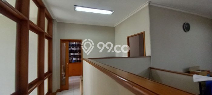 Dijual! Kantor di Riau Bandung LT 334m2 / LB 457m2 Kawasan Strategis Dijual! Kantor di Riau Bandung LT 334m2 / LB 457m2 Kawasan Strategis