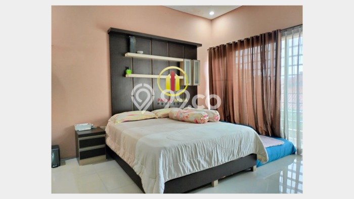 Rumah Mewah dengan 3 Kamar Tidur di Lingkungan Asri Turangga, Bandung Rumah Mewah dengan 3 Kamar Tidur di Lingkungan Asri Turangga, Bandung