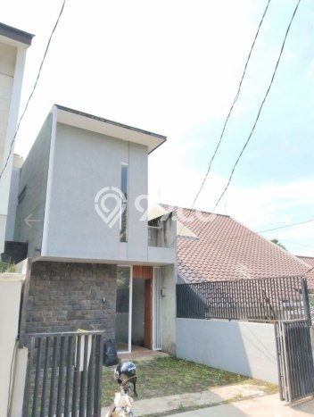 Rumah Minimalis 4 KT di Geger Kalong Bandung Semi Furnished Rumah Minimalis 4 KT di Geger Kalong Bandung Semi Furnished