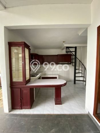 Rumah Lokasi Strategis area , Bandung, LT 251m2m² LB 145m2m² Rumah Lokasi Strategis area , Bandung, LT 251m2m² LB 145m2m²