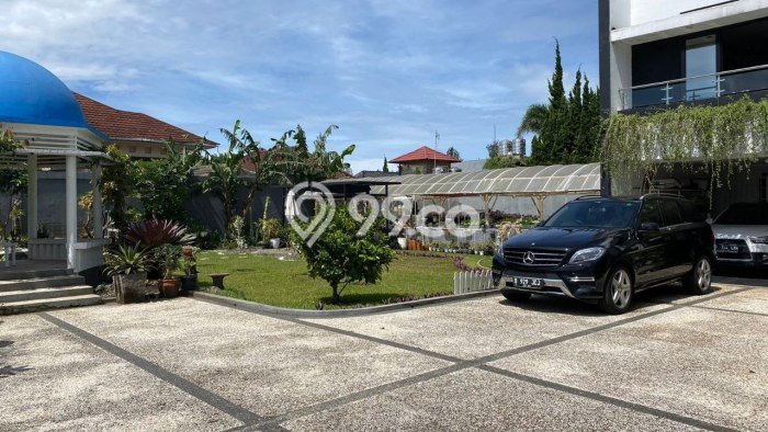 For Sale! Premium House LT 1000m2 Desain Elegan di Lembang For Sale! Premium House LT 1000m2 Desain Elegan di Lembang