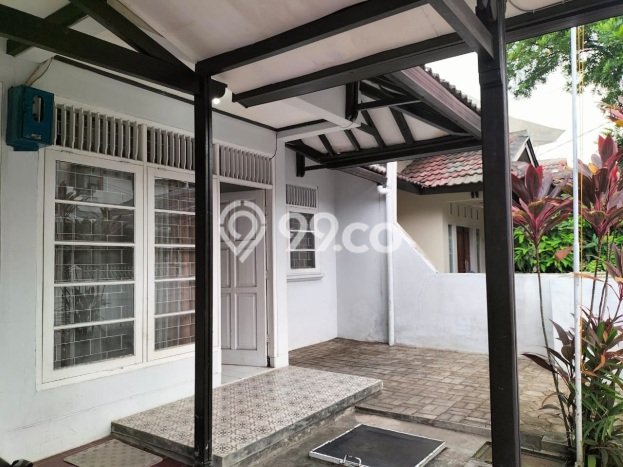 SPECIAL OFFER! Bisa KPR Rumah Modern lokasi Antapani, Bandung, LT 104m2m² Bangunan 90m2m² SPECIAL OFFER! Bisa KPR Rumah Modern lokasi Antapani, Bandung, LT 104m2m² Bangunan 90m2m²
