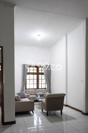Ready to Use! Premium House LT 360m2 Desain Modern di Turangga Ready to Use! Premium House LT 360m2 Desain Modern di Turangga