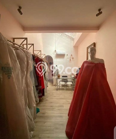 Rumah Mewah LB 422m2 Siap Huni Desain Elegan di BKR, Bandung Rumah Mewah LB 422m2 Siap Huni Desain Elegan di BKR, Bandung