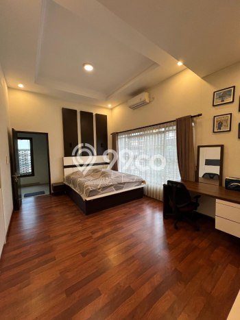 Hunian Elit LB 300m2 Siap Huni Desain Elegan di Turangga, Bandung Hunian Elit LB 300m2 Siap Huni Desain Elegan di Turangga, Bandung