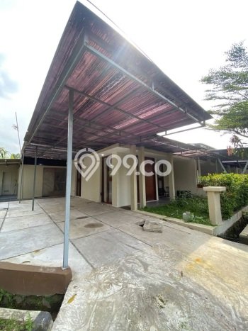 DIJUAL CEPAT! Rumah Siap Huni Area Strategis , LT 179m2m² Bangunan 100m2m² DIJUAL CEPAT! Rumah Siap Huni Area Strategis , LT 179m2m² Bangunan 100m2m²