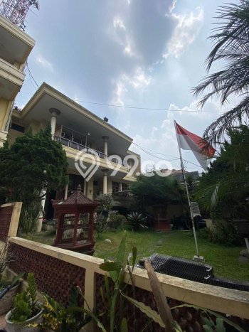 Rumah Luxury Modern Tanpa Renovasi di Pasteur Bandung Rumah Luxury Modern Tanpa Renovasi di Pasteur Bandung