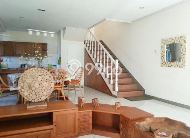 Vila di , Luas 953m2m², Lingkungan Nyaman Vila di , Luas 953m2m², Lingkungan Nyaman