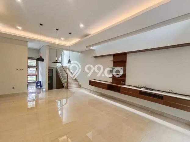 Rumah Nyaman 3 KT di Burangrang, Bandung - Luas Tanah 230m2m² Rumah Nyaman 3 KT di Burangrang, Bandung - Luas Tanah 230m2m²