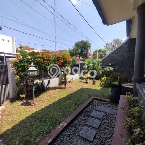 Rumah 3 KT 2 KM Luas Tanah 230m², Luas Bangunan 180m² di Burangrang, Bandung Rumah 3 KT 2 KM Luas Tanah 230m², Luas Bangunan 180m² di Burangrang, Bandung