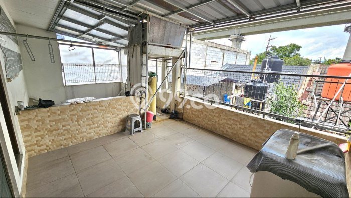 Dijual Rumah Eksklusif 4 KT di Taman Holis Indah, Bandung Dijual Rumah Eksklusif 4 KT di Taman Holis Indah, Bandung