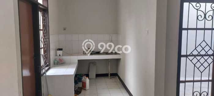 Sewa Rumah Murah di Taman Kopo Indah Bandung dengan 3 Kamar Tidur Sewa Rumah Murah di Taman Kopo Indah Bandung dengan 3 Kamar Tidur