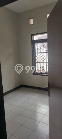 Sewa Rumah Murah di Taman Kopo Indah Bandung dengan 3 Kamar Tidur Sewa Rumah Murah di Taman Kopo Indah Bandung dengan 3 Kamar Tidur