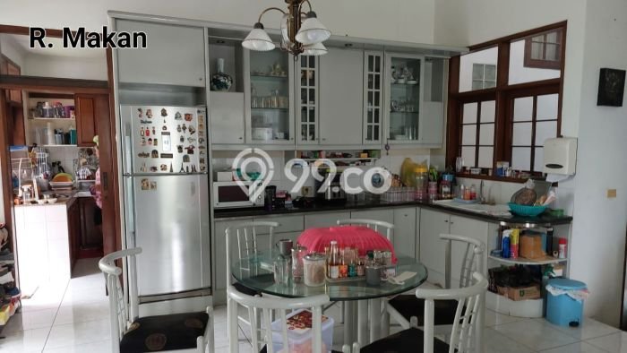 Rumah Elit Modern Siap Huni di Surya Sumantri Bandung Rumah Elit Modern Siap Huni di Surya Sumantri Bandung