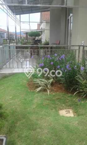 Rumah Luxury Modern Tanpa Renovasi di Kota Baru Parahyangan Bandung Rumah Luxury Modern Tanpa Renovasi di Kota Baru Parahyangan Bandung