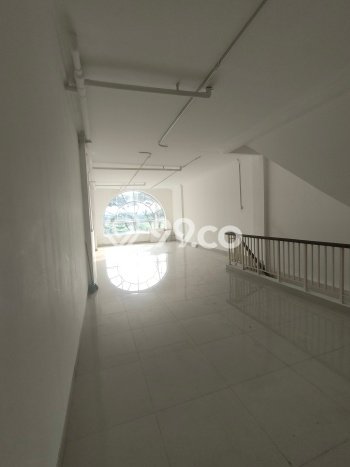 SENTRA BISNIS! Ruko Kawasan Green Lake City, Luas 270m², Lokasi Strategis SENTRA BISNIS! Ruko Kawasan Green Lake City, Luas 270m², Lokasi Strategis