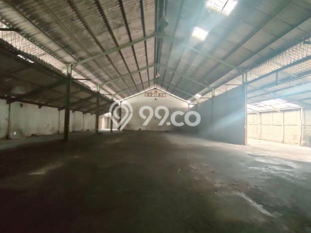 Gudang Lokasi Strategis Kawasan Cengkareng, Luas 1138m², Mainroad Gudang Lokasi Strategis Kawasan Cengkareng, Luas 1138m², Mainroad