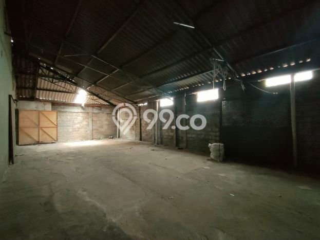 Gudang Lokasi Strategis Kawasan Cengkareng, Luas 1138m², Mainroad Gudang Lokasi Strategis Kawasan Cengkareng, Luas 1138m², Mainroad