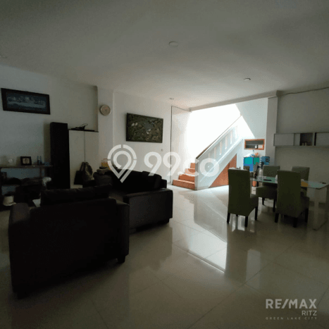 SPECIAL OFFER! Rumah Nyaman area Taman Meruya, Luas 150m² LB 250m² SPECIAL OFFER! Rumah Nyaman area Taman Meruya, Luas 150m² LB 250m²