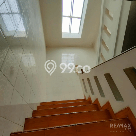 SPECIAL OFFER! Rumah Nyaman area Taman Meruya, Luas 150m² LB 250m² SPECIAL OFFER! Rumah Nyaman area Taman Meruya, Luas 150m² LB 250m²