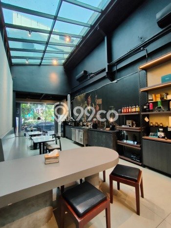 Kantor Dijual di Prime Area Jakarta Barat Luas 665m2 Kantor Dijual di Prime Area Jakarta Barat Luas 665m2