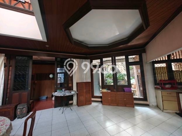Ready to Use! Premium House LT 362m2 Desain Modern di Meruya Ready to Use! Premium House LT 362m2 Desain Modern di Meruya