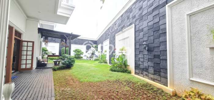 Rumah Elit LB 1000m2 Siap Huni Desain Elegan di Pantai Indah Kapuk, Jakarta Utara Rumah Elit LB 1000m2 Siap Huni Desain Elegan di Pantai Indah Kapuk, Jakarta Utara