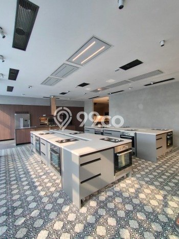 Kantor Dijual di Prime Area Jakarta Barat Luas 665m2 Kantor Dijual di Prime Area Jakarta Barat Luas 665m2