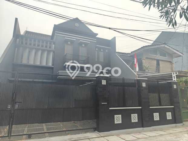 Jual Rumah Mewah Megah Dengan View Cantik di Meruya, Jakarta Barat Jual Rumah Mewah Megah Dengan View Cantik di Meruya, Jakarta Barat