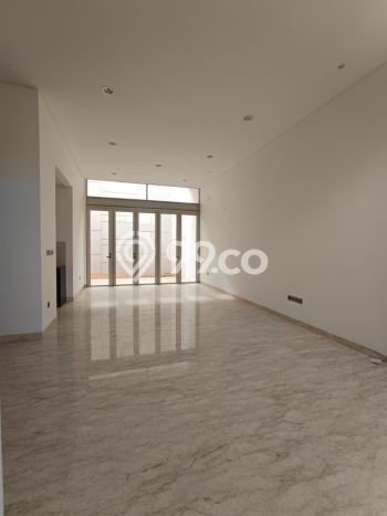 For Sale! Luxury House LT 200m2 Desain Modern di Pantai Indah Kapuk For Sale! Luxury House LT 200m2 Desain Modern di Pantai Indah Kapuk