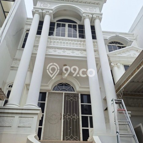 Rumah Luxury Modern Tanpa Renovasi di Pantai Indah Kapuk Jakarta Utara Rumah Luxury Modern Tanpa Renovasi di Pantai Indah Kapuk Jakarta Utara