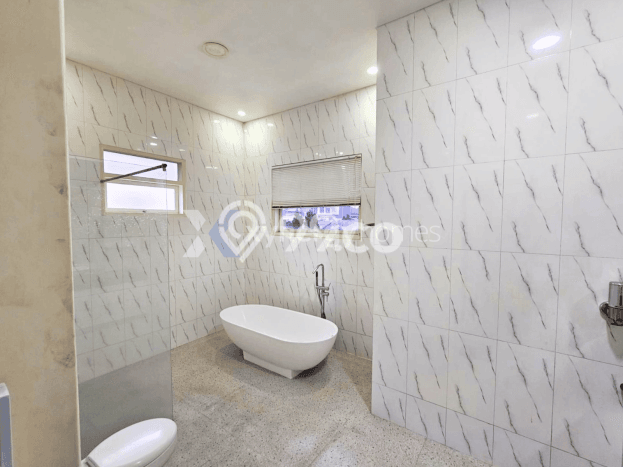 Rumah Luxury Modern Tanpa Renovasi di Singgasana Bandung Rumah Luxury Modern Tanpa Renovasi di Singgasana Bandung
