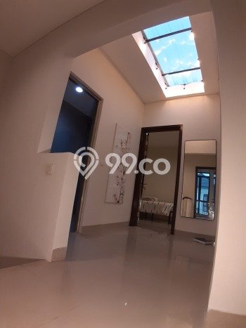 Jarang Ada! Rumah Sewa 5 Kamar Bagus Siap Huni BSD Jarang Ada! Rumah Sewa 5 Kamar Bagus Siap Huni BSD