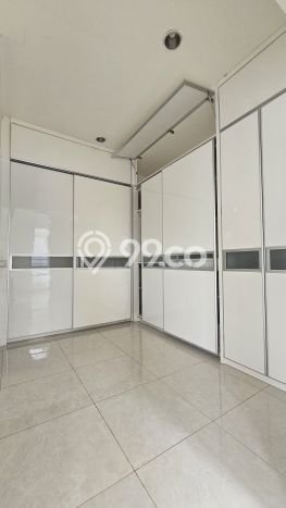 RARE UNIT! Rumah di BSD De Park, 5 KM, View Kota, Luas 450m² LB 375m² RARE UNIT! Rumah di BSD De Park, 5 KM, View Kota, Luas 450m² LB 375m²
